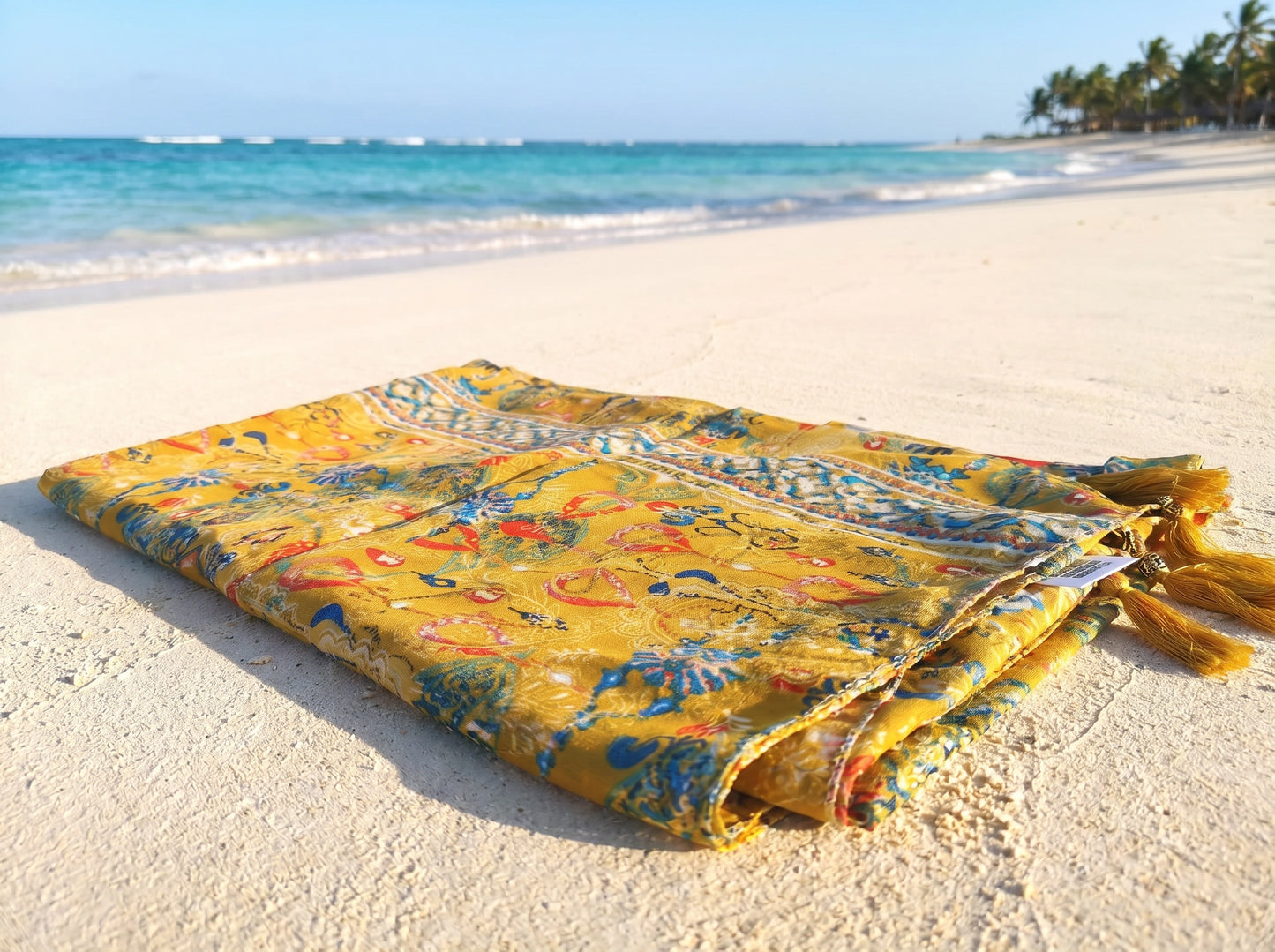 Pareo de Playa Amarillo con Detalles Dorados | 110x180 cm | Hecho a Mano